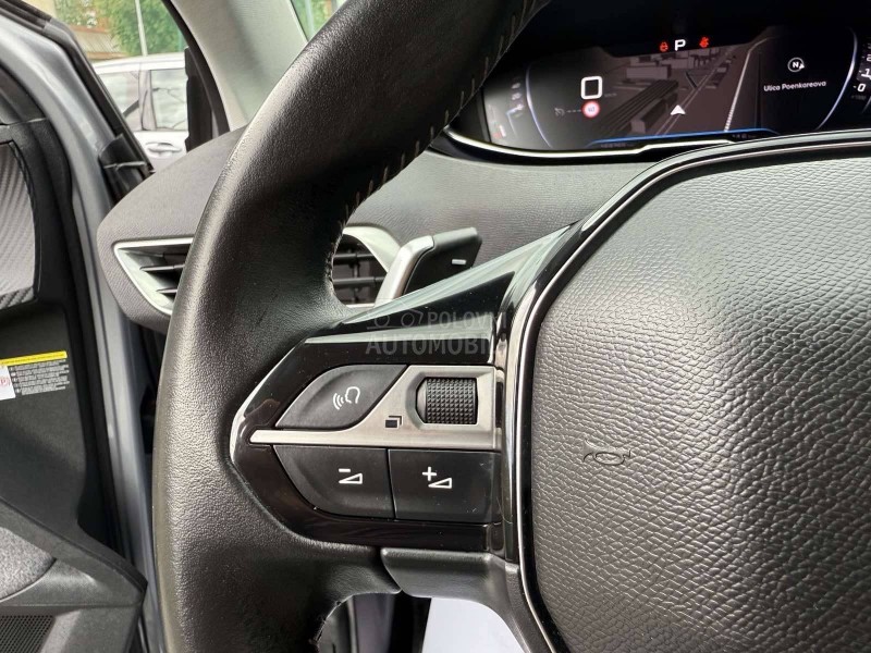Peugeot 3008 1.2 B Autom