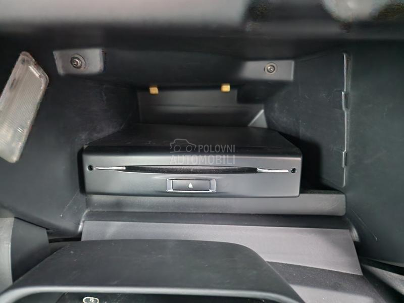 Peugeot 2008 1.2 VTI ACTIVE