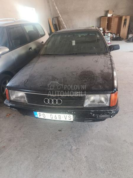 Audi 100 