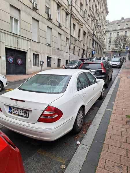 Mercedes Benz E 200 E 200 CDI