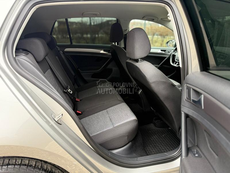 Volkswagen Golf 7 
