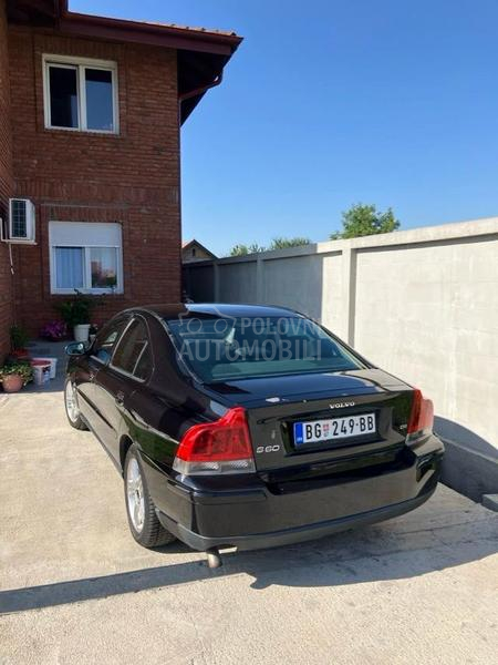 Volvo S60 