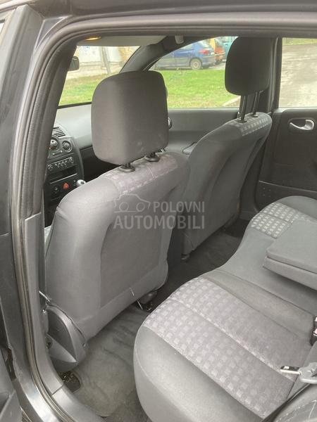 Renault Megane 1.5 DCI