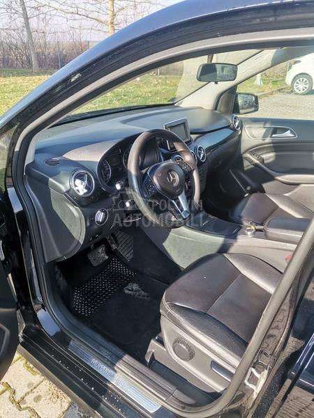 Mercedes Benz B 200 2.0