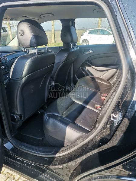 Mercedes Benz B 200 2.0
