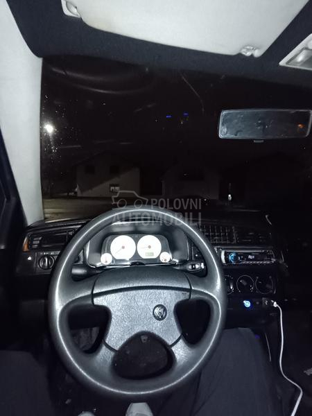 Volkswagen Golf 3 1.8