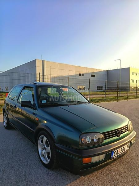 Volkswagen Golf 3 1.8