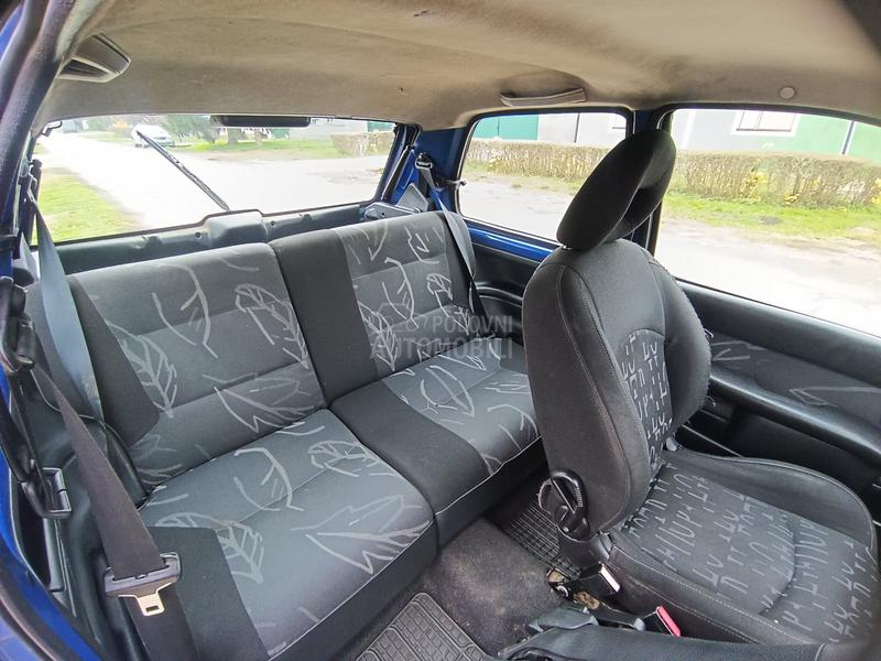 Peugeot 106 1.1b tek  r e g