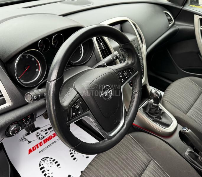 Opel Astra J 1.4 ENJOY