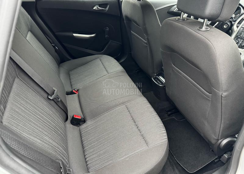 Opel Astra J 1.4 ENJOY