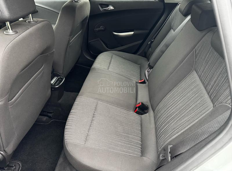 Opel Astra J 1.4 ENJOY