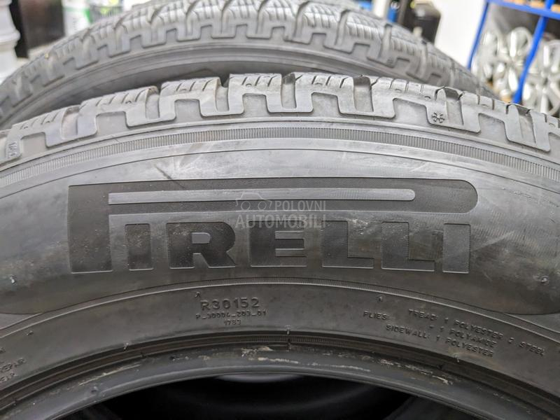 Pirelli 215/65 R17 Zimska