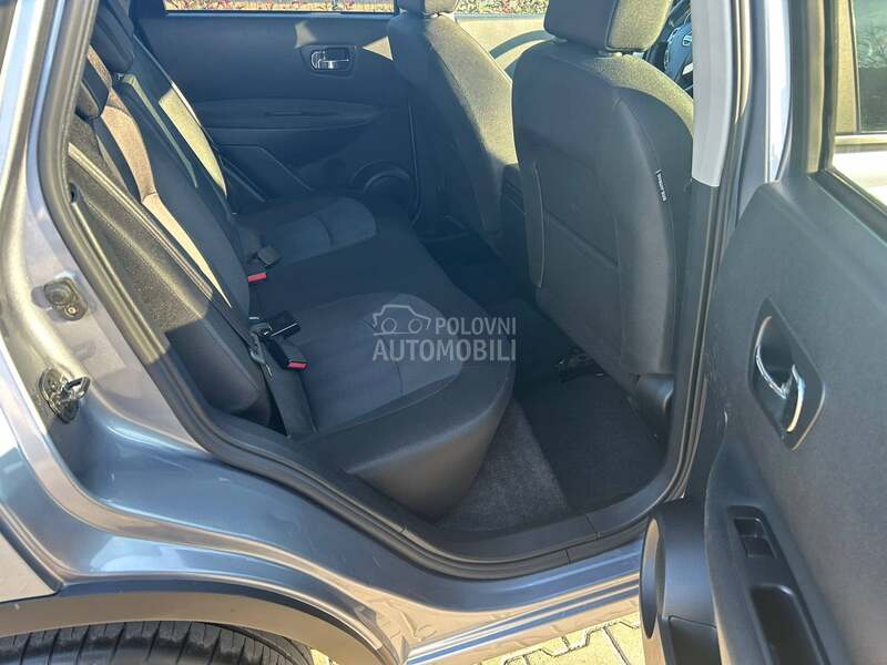 Nissan Qashqai 1.6 ACENTA