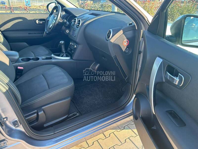 Nissan Qashqai 1.6 ACENTA