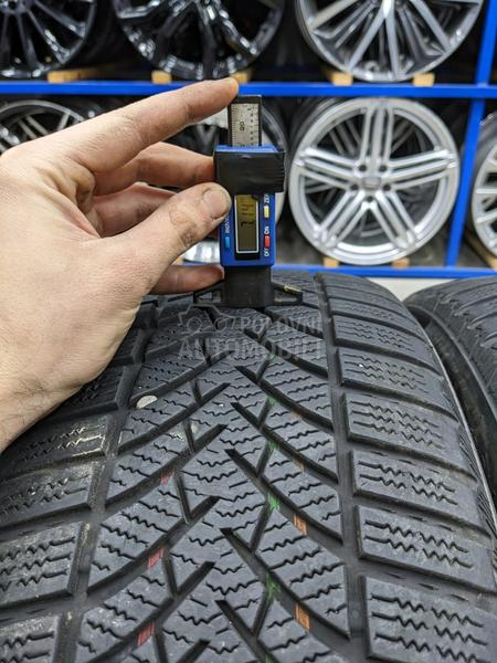 Semperit 225/50 R17 Zimska