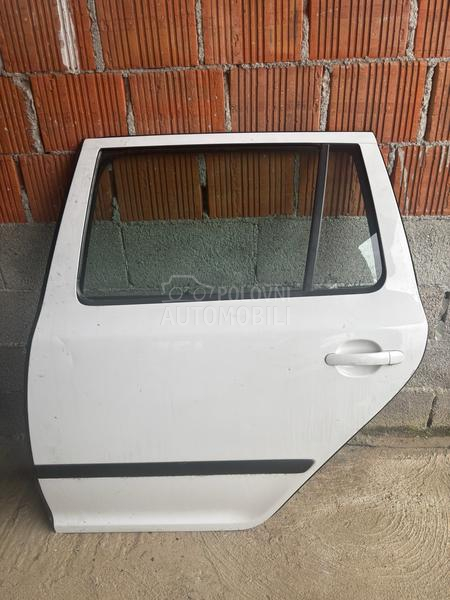 zadnja leva vrata lkaravan