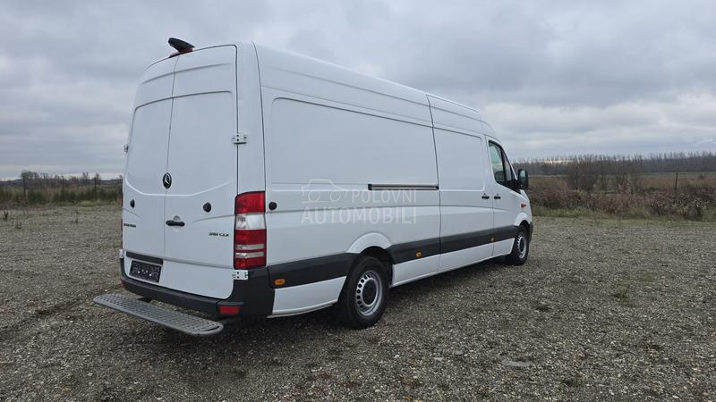 Mercedes Benz Sprinter 