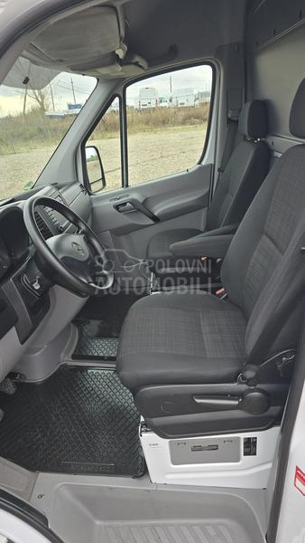 Mercedes Benz Sprinter 