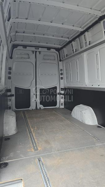 Mercedes Benz Sprinter 