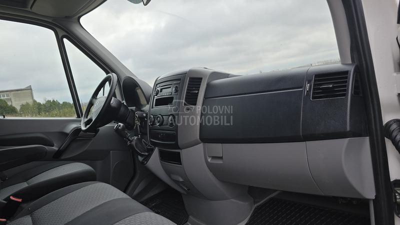Mercedes Benz Sprinter 