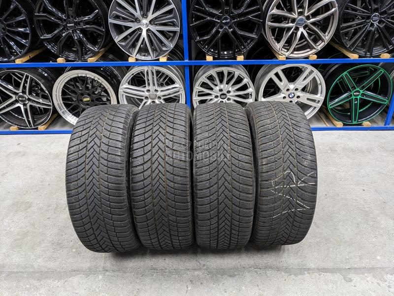 Bridgestone 235/55 R19 Zimska
