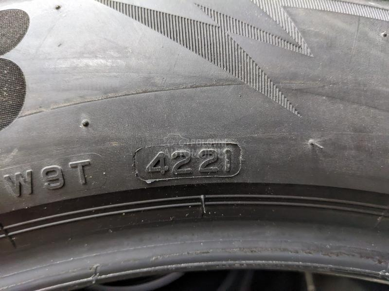 Bridgestone 235/55 R19 Zimska