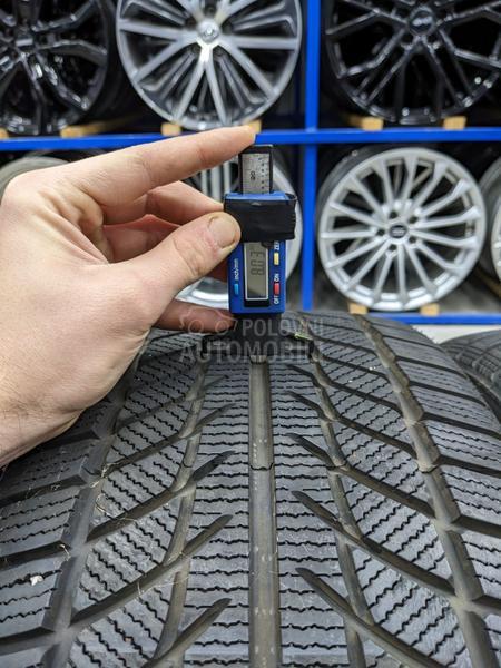 Goodride 245/40 R18 Zimska