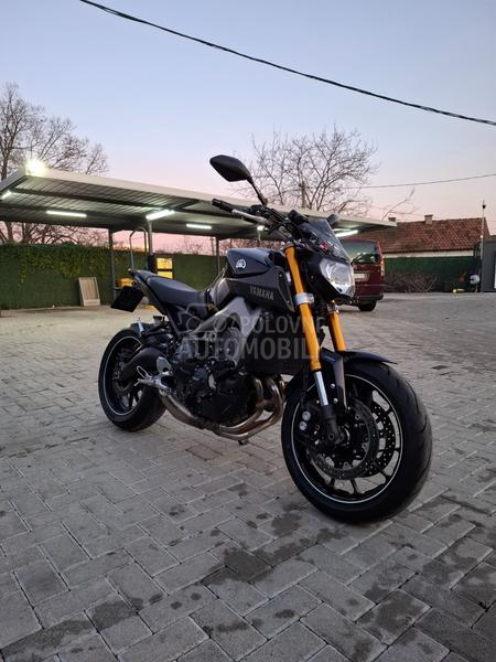 Yamaha MT 09 Akrapovič