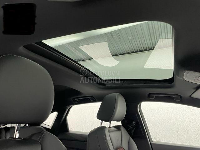 Audi Q3 2.0 Sportback S line