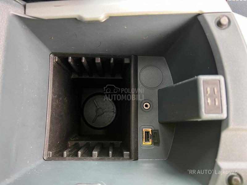 Ford Grand C-Max 1.6 TDCI TITANIUM