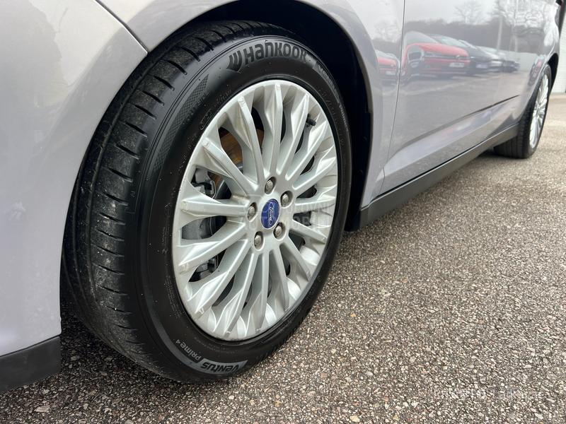 Ford Grand C-Max 1.6 TDCI TITANIUM