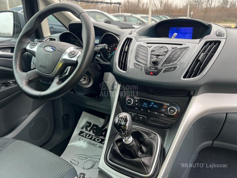 Ford Grand C-Max 1.6 TDCI TITANIUM