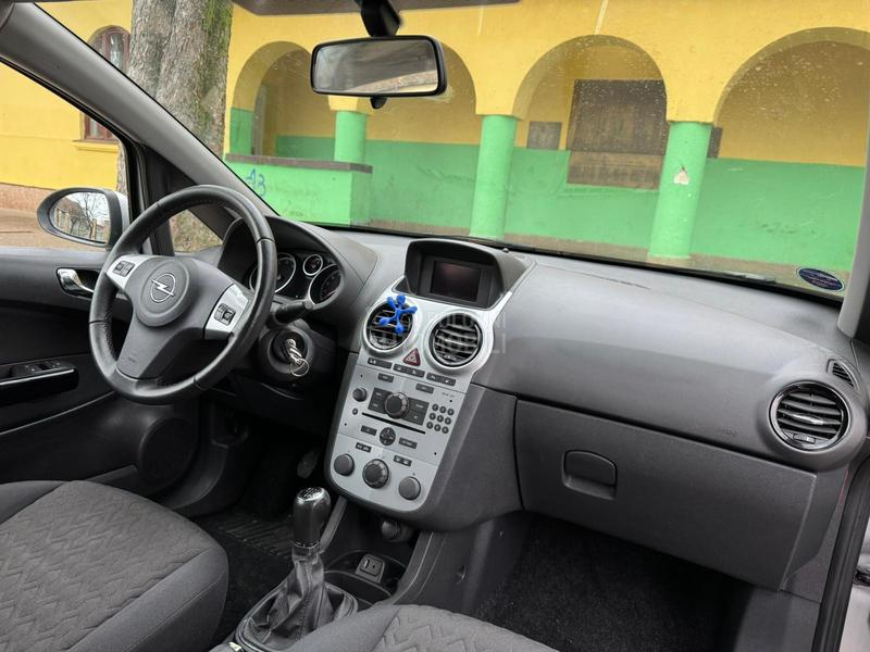 Opel Corsa D 1.4 ACTIVE