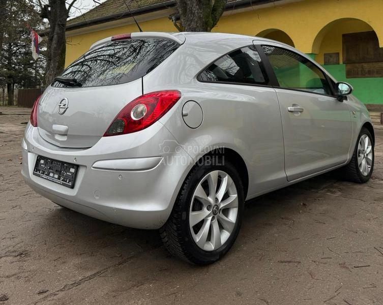 Opel Corsa D 1.4 ACTIVE
