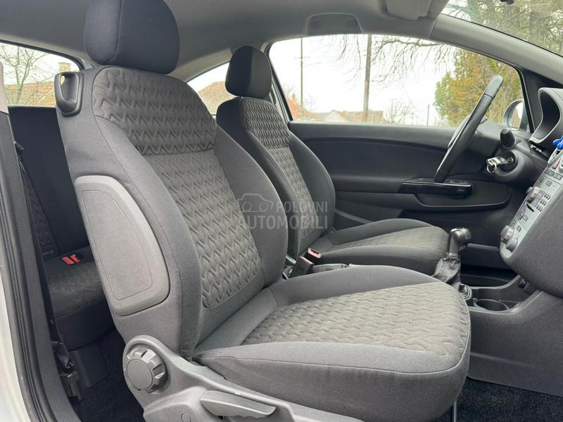 Opel Corsa D 1.4 ACTIVE