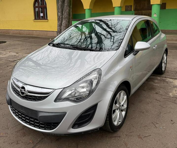 Opel Corsa D 1.4 ACTIVE