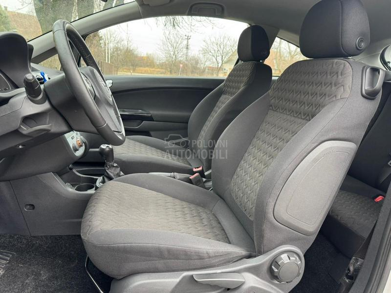 Opel Corsa D 1.4 ACTIVE