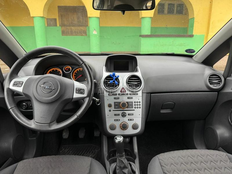 Opel Corsa D 1.4 ACTIVE