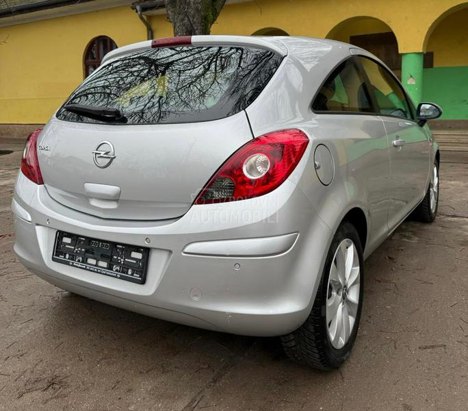 Opel Corsa D 1.4 ACTIVE