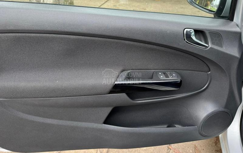 Opel Corsa D 1.4 ACTIVE