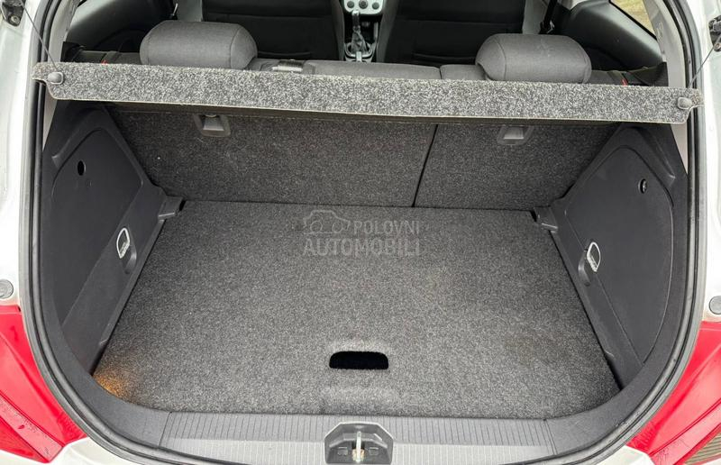 Opel Corsa D 1.4 ACTIVE