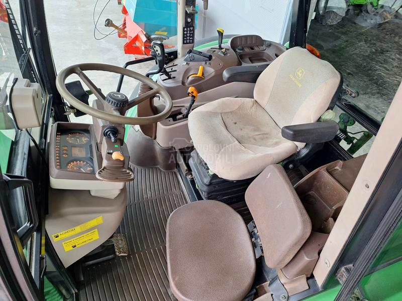 John Deere 5820 i 6110 Uvoz