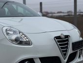Alfa Romeo Giulietta 1.6 JTDM // F.ULL