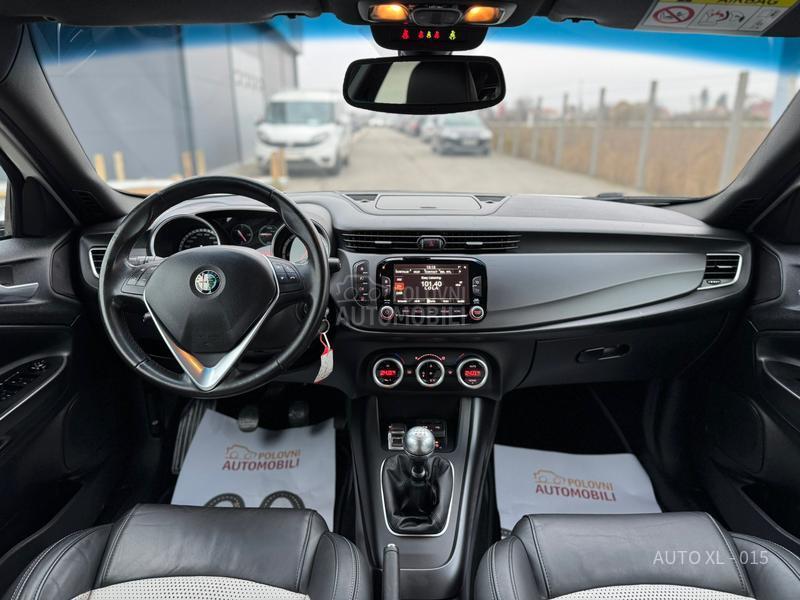 Alfa Romeo Giulietta 1.6 JTDM // F.ULL