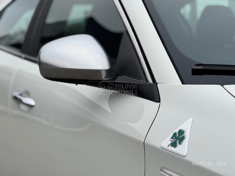 Alfa Romeo Giulietta 1.6 JTDM // F.ULL