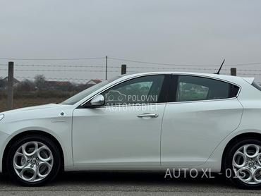 Alfa Romeo Giulietta 1.6 JTDM // F.ULL