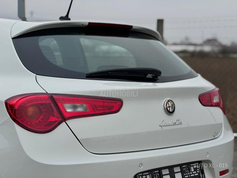 Alfa Romeo Giulietta 1.6 JTDM // F.ULL