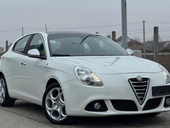 Alfa Romeo Giulietta 1.6 JTDM // F.ULL