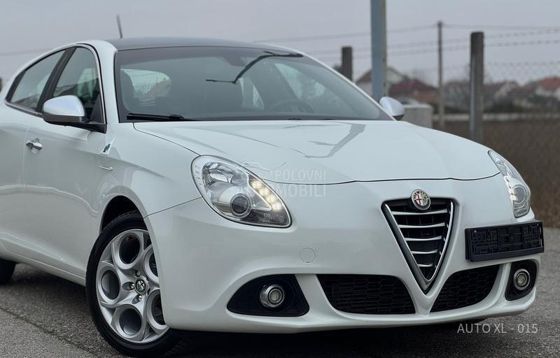 Alfa Romeo Giulietta 1.6 JTDM // F.ULL