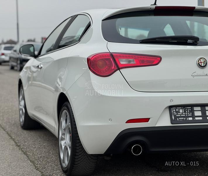 Alfa Romeo Giulietta 1.6 JTDM // F.ULL